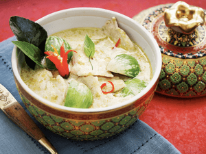 Карри с морепродуктами в кокосовом молоке с рисом